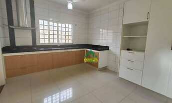 Imagem 3: Casa com 3 dormitórios para alugar, 160 m² por R$ 3.300,01/mês - Jardim Brasília - Araçatu