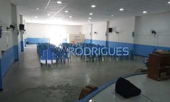 Imagem 2: Galpão Comercial à Venda e Locação em Lauro de Freitas - 2 Salas, 6 Banheiros, 8 Vagas de