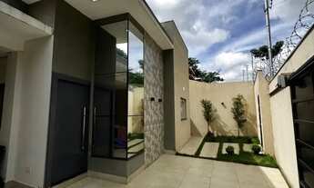 Imagem: Casa à Venda no Bairro Sapucaia com Porteira