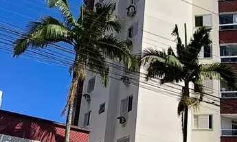 Imagem 2: Apartamento a venda com 4 quartos sendo 3 suítes e vista mar de todos os cômodos no Estrei