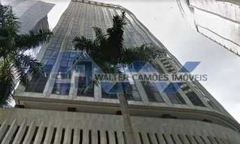 Imagem: VENDO ANDAR INTEIRO NA RUA SÃO BENTO