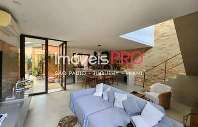 Imagem 3: Casa a venda mobiliada na Vila Madalena com 450m2, 6 dorms e 3 suites com lazer e jardim