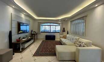 Imagem: Sobrado á Venda,3 dormitórios localizado