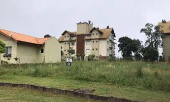 Imagem: Gramado - Terreno Padrão - Carazal