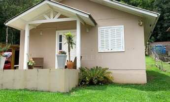 Imagem: LINDA CASA COM VISTA PARA ÁREA VERDE