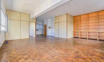 Imagem 3: Escritório para venda possui 98 metros quadrados em Centro - Curitiba - PR