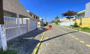 Imagem: Casa na quadra do mar em Matinhos