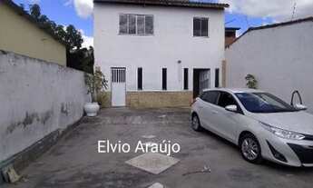 Imagem: Casa no Tomba, com 5 vagas para carro