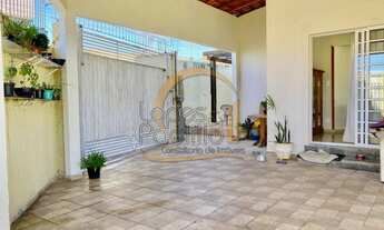 Imagem: ÓTIMA CASA À VENDA NÃO GEMINADA NO BAIRRO