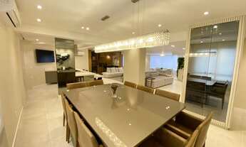 Imagem: Apartamento 4 suítes Finamente Decorado