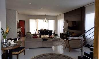 Imagem 6: Casa de condomínio sobrado para venda possui 335 metros quadrados com 4 quartos