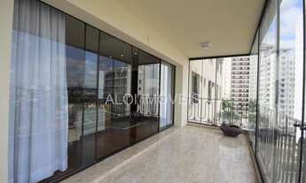 Imagem 3: Apto 213 m² de área úteis amplo living com terraços todo fechado em vidro e com vista para