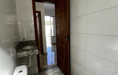 Imagem 6: Casa para Venda em Ibirité, Camargos, 3 dormitórios, 2 banheiros, 1 vaga