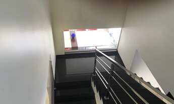 Imagem 2: Sobrado para venda possui terreno de 715m2e 4 suítes