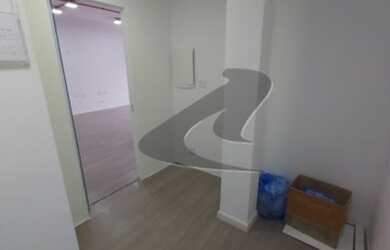 Imagem 2: Escritório para aluguel possui 75 metros quadrados com 3 quartos em Centro - Santos - SP