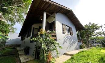 Imagem 3: Casa pronta para morar no Centro de Bombinhas