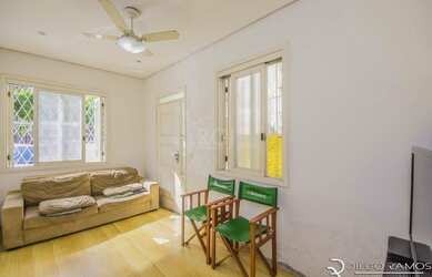 Imagem 2: Porto Alegre - Casa Padrão - São João