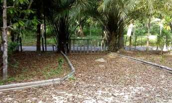 Imagem 5: Sítio Grande com uma fonte no fundo