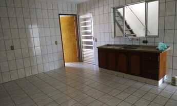 Imagem 7: Casa para aluguel possui 50 metros quadrados com 2 quartos em Jardim Ipê - Mauá - SP