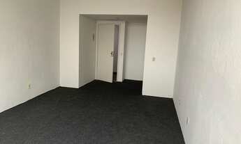 Imagem 3: Sala Madureira Galpão / depósito com 1 vaga na garagem