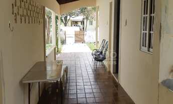 Imagem 4: Casa 4 quadras do mar, com 4 quartos, 2 banheiros, amplo terreno para piscina, rua pavimen