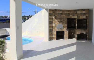 Imagem 4: Casa de Condomínio com 5 Suítes à Venda em Real Park Arujá, 540 m²