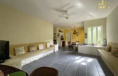 Imagem 2: Casa no Albamar com 4 dormitórios, churrasqueira, 3 vagas - Balneário praia de Perequê, Gu