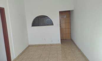 Imagem: Alugo Apartamento. R$ 1300,00 condominio