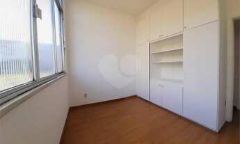 Imagem 6: Apartamento para venda possui 76 metros quadrados com 3 quartos em Vila Isabel - Rio de Ja