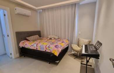 Imagem 14: Excelente Casa contemporânea com 462m2 composta por 4 suítes com closet