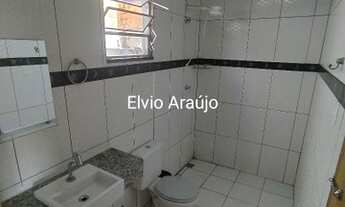 Imagem 2: Casa no Tomba, com 5 vagas para carro