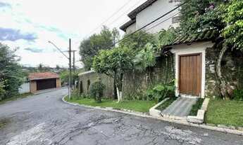 Imagem 5: Casa de condomínio para venda tem 356 metros quadrados com 4 quartos