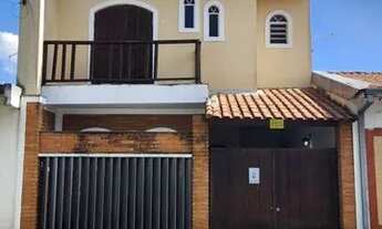 Imagem: Casa Sobrado Centro Jacareí - $ 370mil