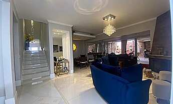 Imagem 5: Casa de condomínio para venda possui 180 metros quadrados com 4 quartos