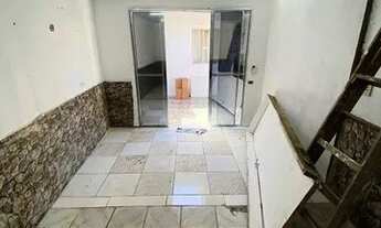 Imagem 7: Casa com 1 Dormitório e Vaga de Garagem no Esmeralda, Apenas 100 Metros da Pista