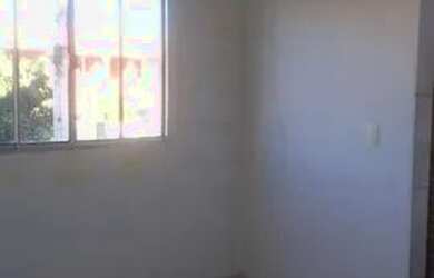 Imagem 3: Aluga-se Kitnet valor R$559,00 incluindo água e luz