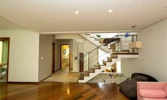 Imagem 6: Casa de vila para aluguel e venda com 352 metros quadrados com 4 quartos