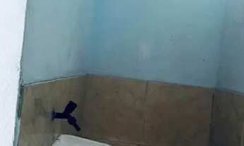 Imagem 1: Quarto com banheiro