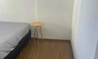 Imagem 4: Apartamento de 2 quartos semi-mobiliado com 2 vagas de garagem