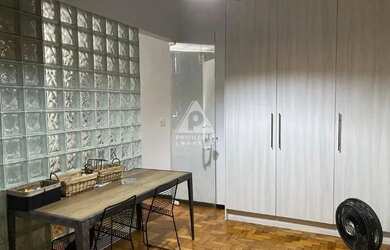 Imagem 3: Excelente apartamento de quarto e sala em Botafogo. Imóvel reformado, trata-se de um conju