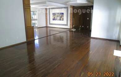 Imagem 3: Quitandinha: Imponente casa: Piscina, salão de festas, casa caseiro