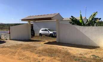 Imagem 2: Chácara 2000m², Casa, Piscina, Área Gourmet Fogão Lenha, 2km Aragoiânia