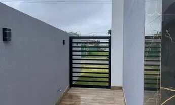 Imagem 3: Casa de condomínio para venda possui 200 metros quadrados com 3 quartos