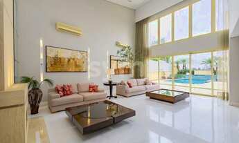 Imagem 4: Casa em Condomínio 618m² 4 Quartos com Piscina