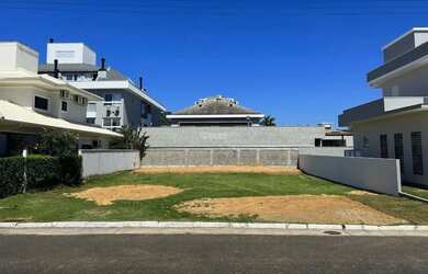 Imagem: Excelente terreno em condomínio na praia