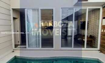 Imagem: Casa de alto padrão à venda no bairro