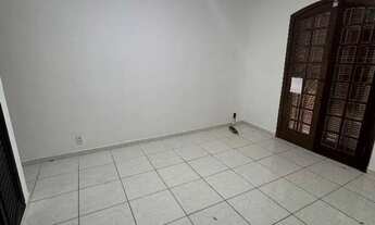 Imagem 2: Casa com 07 ambientes, em área comercial no centro de Maricá!! Cod:088