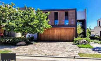 Imagem: Casa em condomínio na Estrada das Três