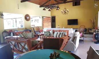 Imagem 3: Espaçosa casa plana com 6 suítes, com lazer e amplo jardim