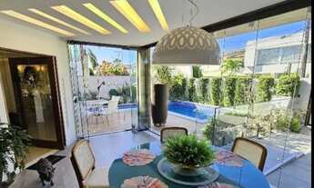 Imagem 7: Casa de Luxo à Venda ou Locação no Centro de Lauro de Freitas-BA: 4 Quartos, 3 Suítes, 6 B